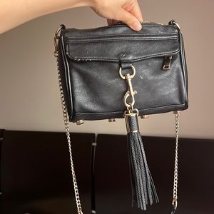 Y2K black leather cross body purse